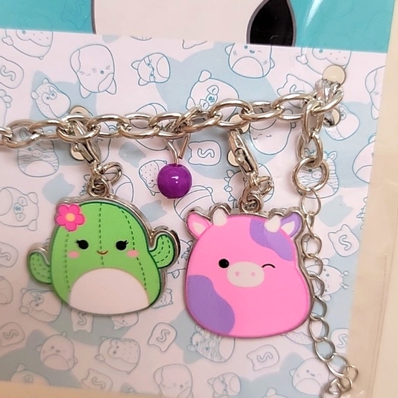 Squishmallows Interchangeable Charm Bracelet Set - Picture 6 of 6